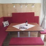 Apartment Haus Leo *