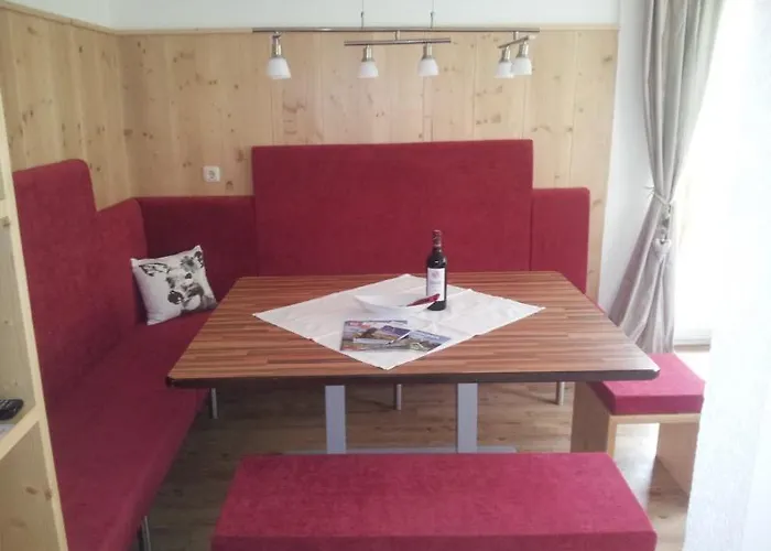 Апартаменти Haus Leo *